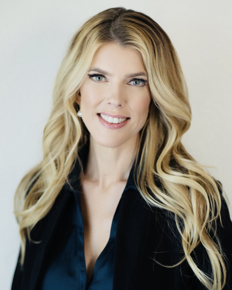 Shirley Mueller, Sr. VP of Veteran Lending at CrossCountry Mortgage